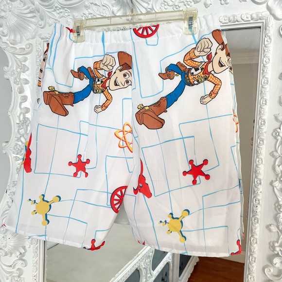New York Couture * One of a Kind* VINTAGE Reworked Toy Story Pocket Shorts - Picture 5 of 12